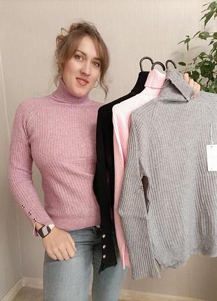 Свитер гольф кашемир размер 46 48 50 
очень приятный к телу