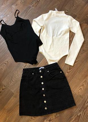 Джинсова юбка та боді від zara