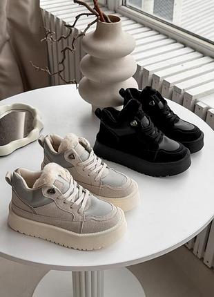 Жіночі зимові замшеві кросівки