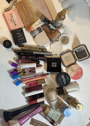 Лот косметики люкс
