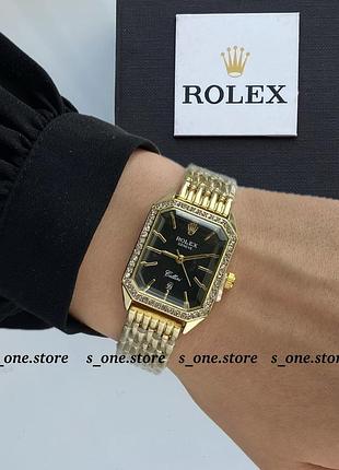 Стильные женские часы золотистые с черным циферблатом