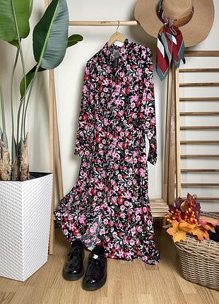 Фантастична квіткова сукня бохо