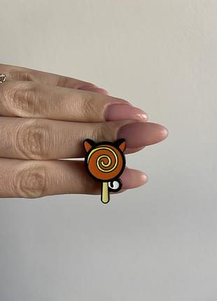 Пін значок металевий брошка льодяник із поглядом halloween хелоуін хелловін геловін