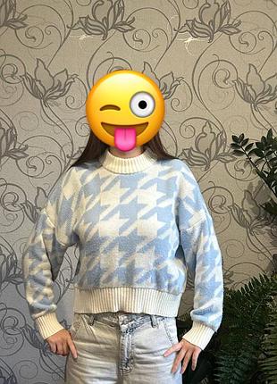 Светрик жіночий теплий