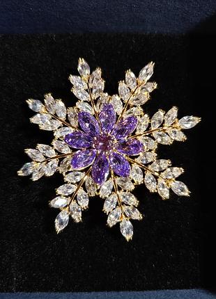 Гарна брошка  кулон люкс класу сніжинка квітка ,квіти,квіточка   light luxury fashion ( красивая брошь подвеска цветок ,снежинка цветы , цветочек)