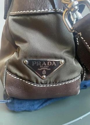 Нейлонова сумка prada через плече. 2