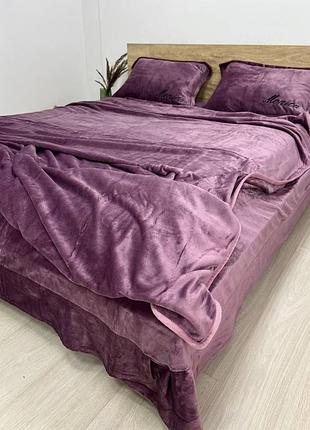 Шикарна постільна білизна велюрова ( євро, півтораспальний)