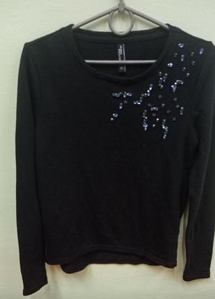 Трикотажный свитер