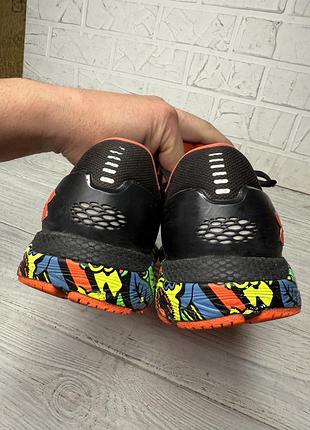 Крутые яркие кроссовки under armour hovr sonic 4 run weird. 8