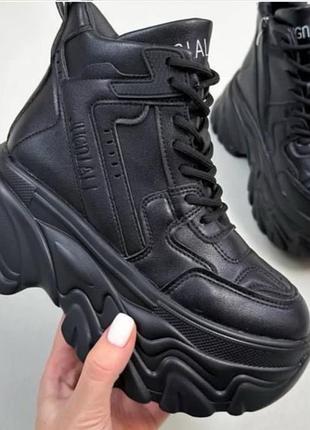 Зима ботинки на 35 36 37 38 на платформе женский кроссовки хайтопы