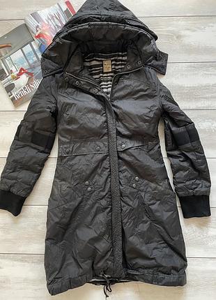Куртка фирменная с капюшоном