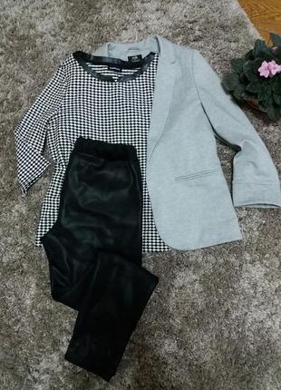 Кофта з шкіряною вставкою