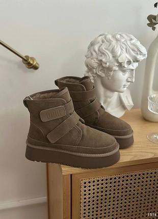 Жіночі черевики