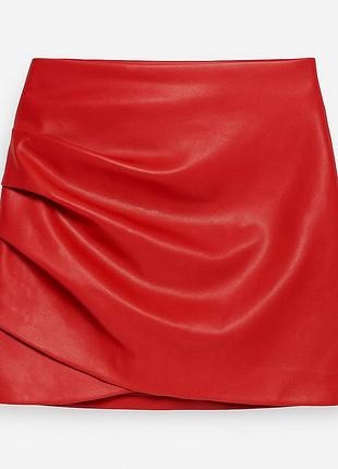 Червона спідниця zara з екошкіри