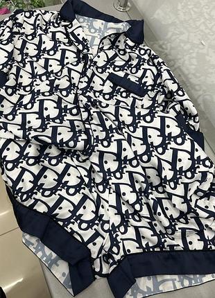 Жіноча піжама