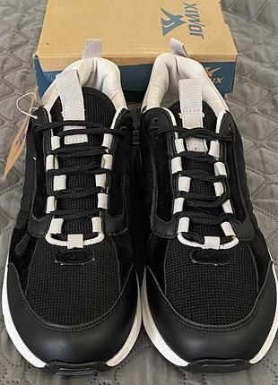 Новые, демисезонные, женские кроссовки jomix