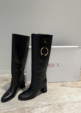 Шкіряні чоботи red valentino , 38 -37,5 розмір , ідеальний стан