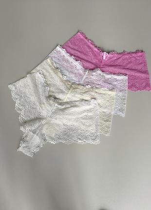 Jolinesse набір мереживних трусиків шортиків