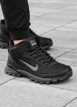 Кросівки зимові nike rivah zoom structure