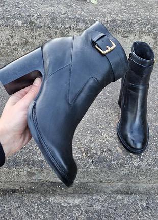 Ботинки prescia minelli нат.кожа р.39.