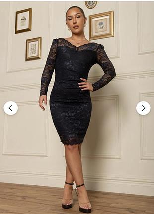 Темно-синя гіпюрова сукня