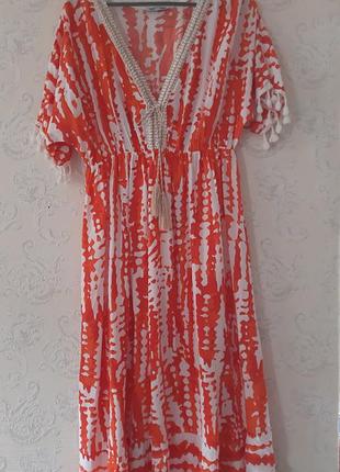 Платье миди итальянского бренда