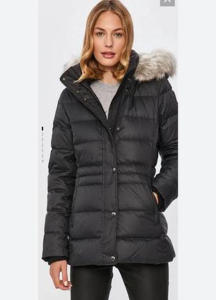 Пухова зимова куртка tommy hilfiger (розмір s)