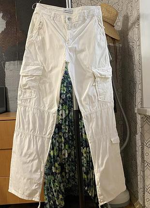 Білі карго штани котонові zara