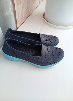 Туфли в стиле crocks мокасины