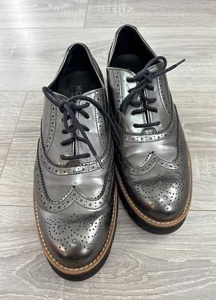 Оксфорди hogan