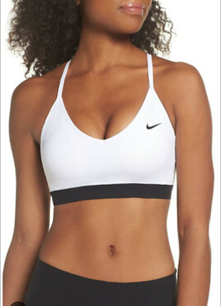 Спортивный топ nike