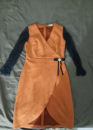 Невероятно красивое платье под замш