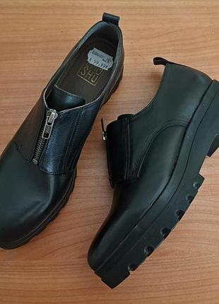 Мегазручні шкіряні туфлі emmshu ( іспанія)