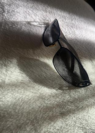 Окуляри guess