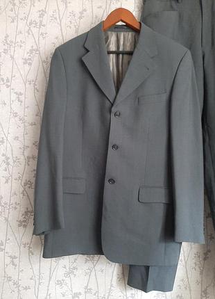 Костюм зі 100% вовни