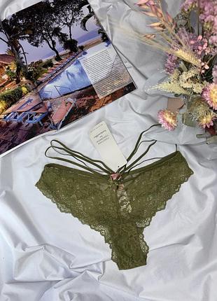 Трусики бразилиана с портупеями s от hunkemoller shay sphagnum