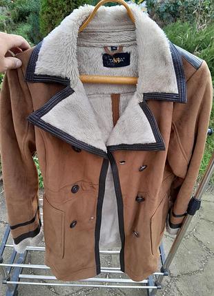 Жіноча дублянка