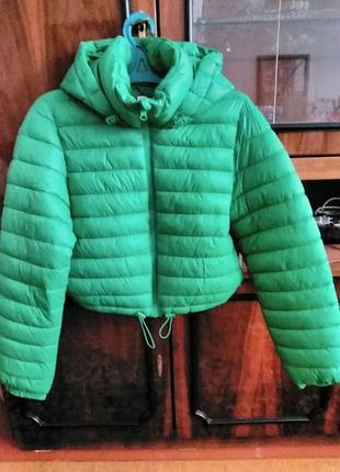 Курточка женская