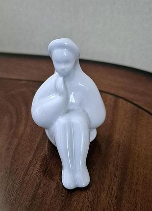 Статуэтка украинская винтажная фарфоровая коллекционная винтаж