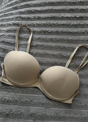 Безшовний бюстгальтер
