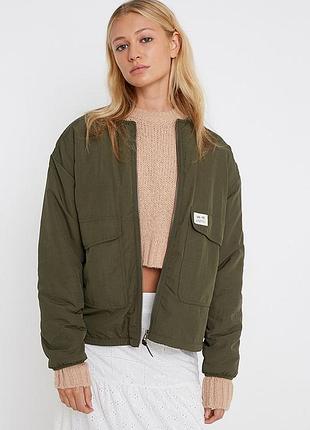 Куртка urban outfitters женская осенняя хаки на искусственном меху м