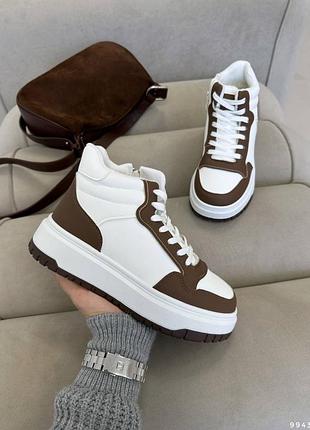 Кросівки зимові