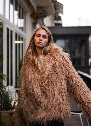 Шуба из плотного меха ламы на подкладе