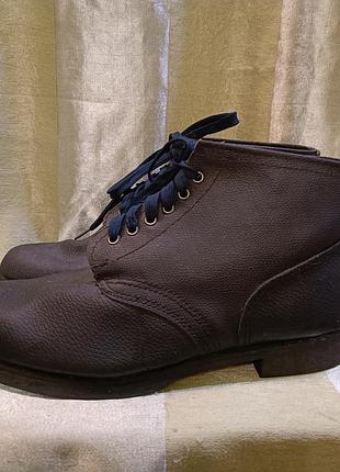 Рабочие ботинки на гвоздевой подошве