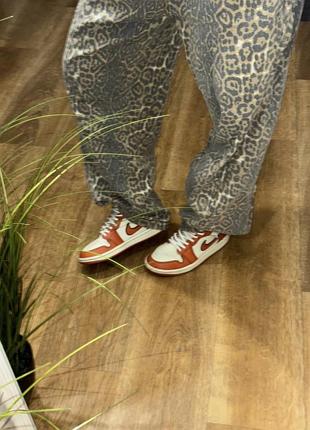 Вінтажні nike jordan помаранчеві високі