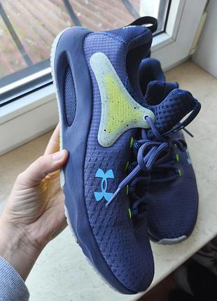 Оригинальные кроссовки under armour