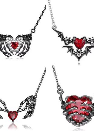 Кулон готический