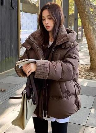Теплая куртка оверсайз с капюшоном эвро зима шоколадная