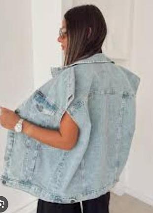 Женская джинсовая безрукавка