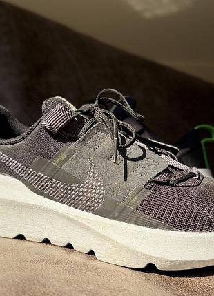 Кросівки
nike crater impact (б/к),в ідеальному стані;
колір:чорні;
розмір: eur 38.5(24 см)